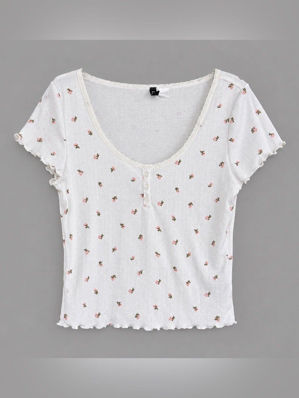 H&M White Scoop Neck Short Sleeve Tee with Pink Rose Print